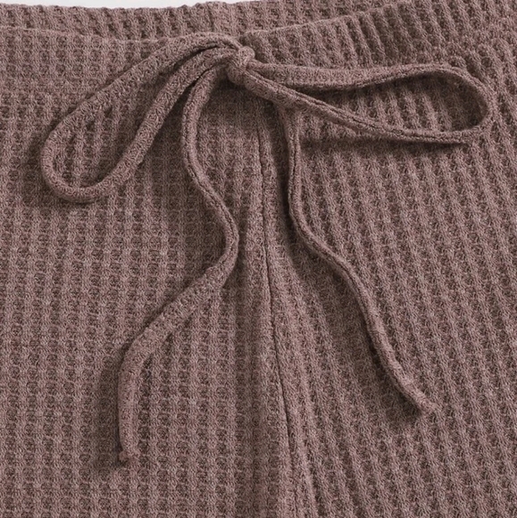 LAST SET! NEW Waffle Knit Cami Top & Leggings Set - Picture 2 of 7